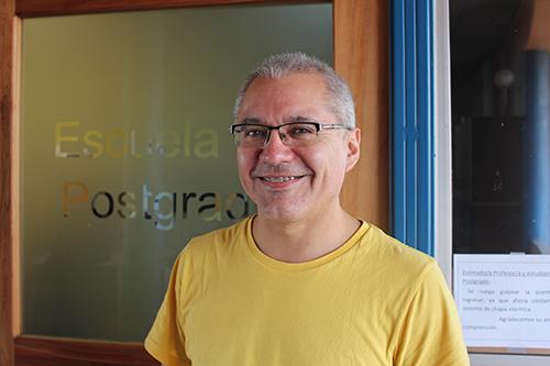 Profesor Daniel Muñoz, subdirector de la Escuela de Postgrado