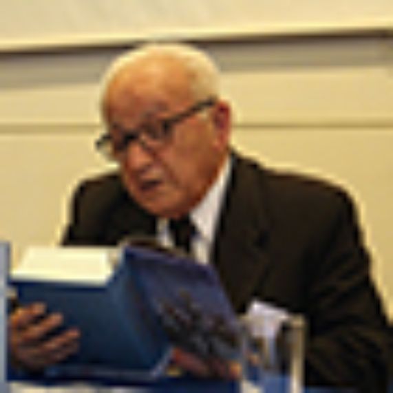  Profesor Eduardo Godoy presentó edición de 