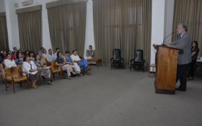 "Ustedes con su labor cotidiana forman parte integral de la universidad", señaló el decano, Dr. Manuel Kukuljan