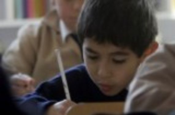 DEP impartirá Carrera de Educación Básica en 2015