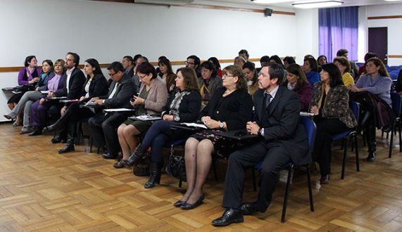 Programa de Educación Continua para el Magisterio: Una década trabajando en formación directiva