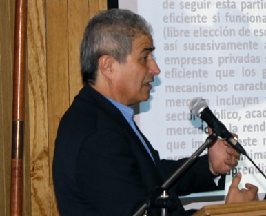 Mario Aguilar